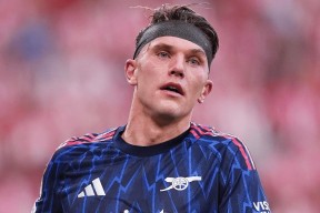 关于欧联赛程吃紧；那不勒斯冲刺阶段止住颓势；气氛紧张；纪律约束更严格的信息-友博体育平台