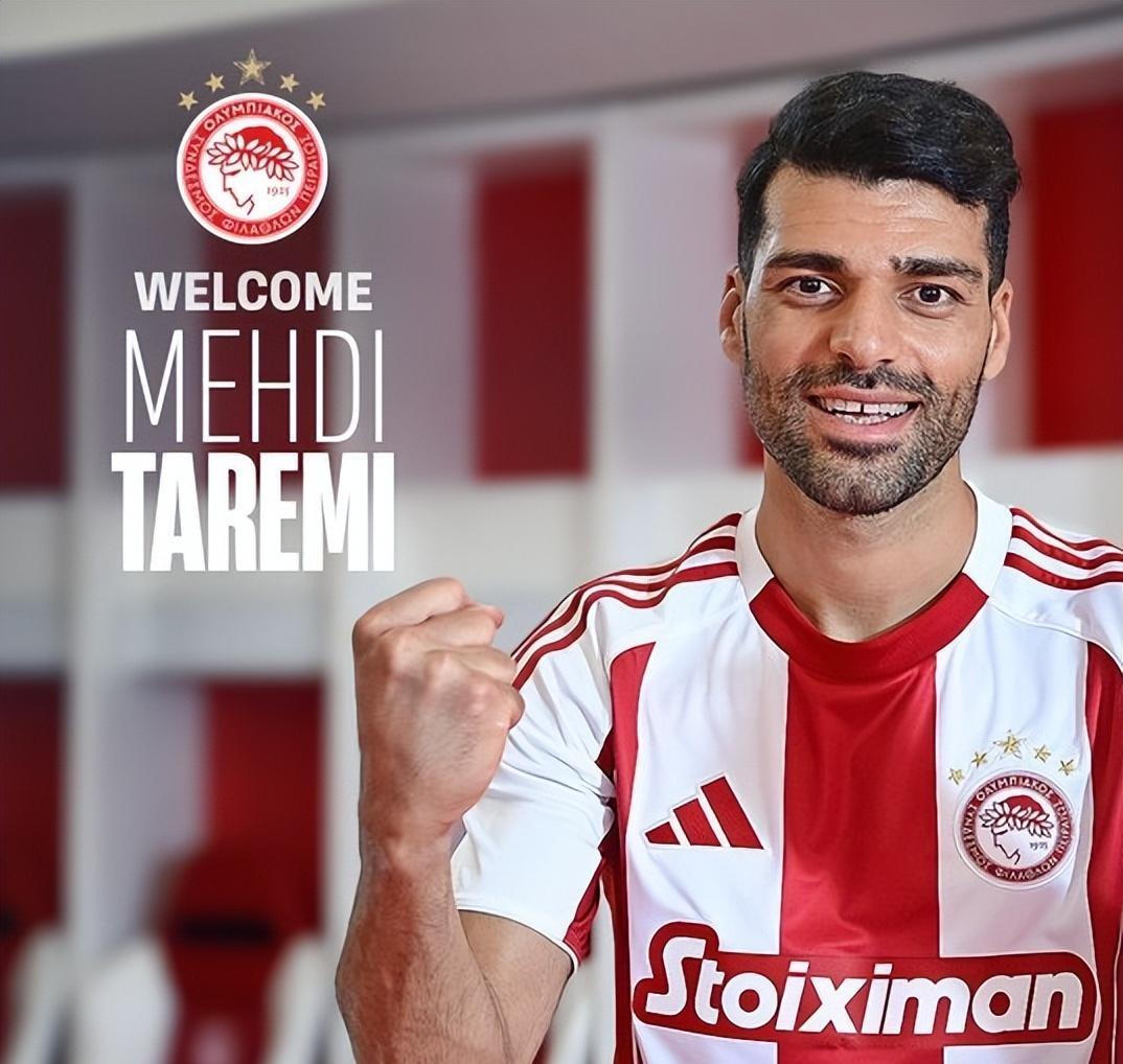 包含转会期中超传出新动向，AC米兰防线松动，管理层表态：管理层满意，控场能力受关注的词条