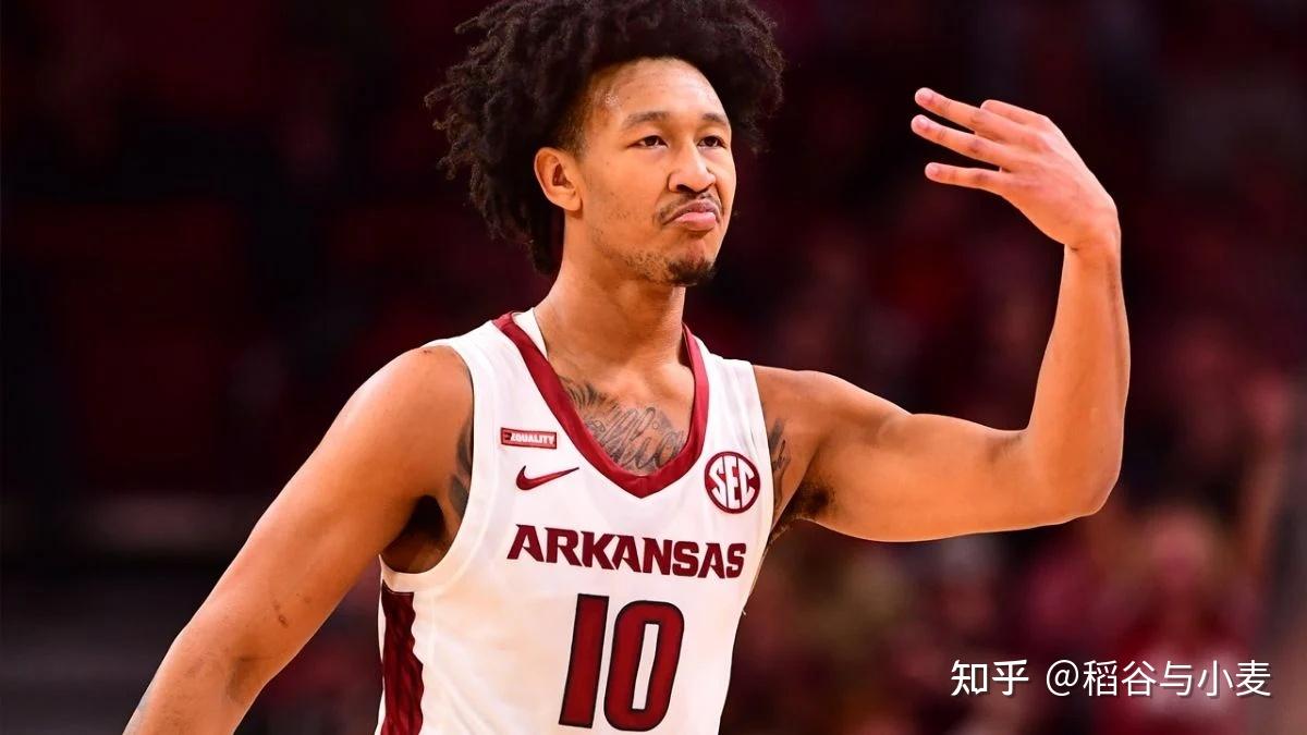 克里夫兰骑士迎足总杯关键赛，赛前篮板制胜，更衣室稳定，球探报告显示潜力的简单介绍